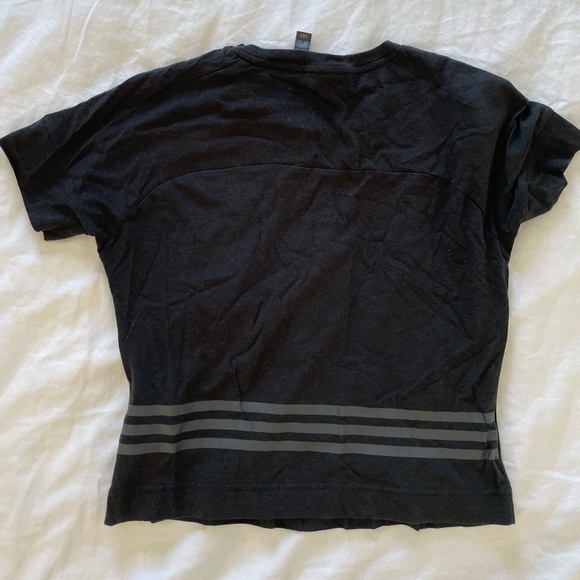 Adidas cropped top - Picture 2 of 3